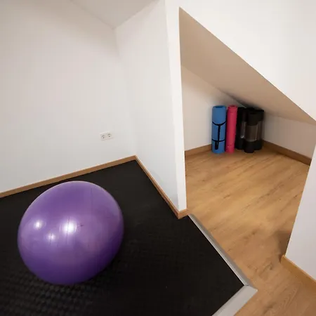 Apartment Centrico La Merced - Free Parking & Free Gym